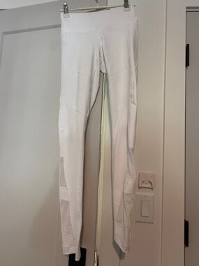 White High-Waist Athletic Leggings